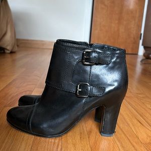 Black cropped boots, Sam Edleman 8, soft leather, barely worn, nice heel